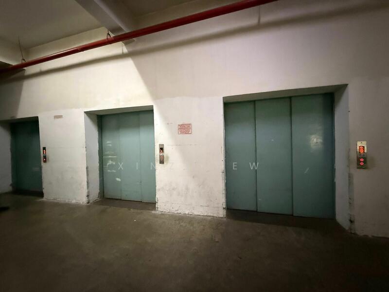 For Rent - Seri Kembangan Multi Storey Warehouse with cargo lifts and container bays