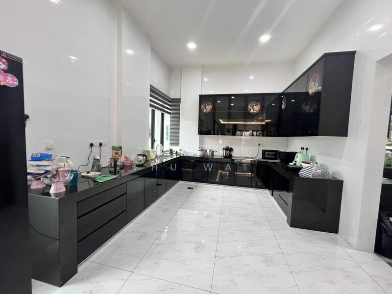 Untuk Dijual - Mines Bungalow,Generation Homes,8beds,Best Deal 4.55mil