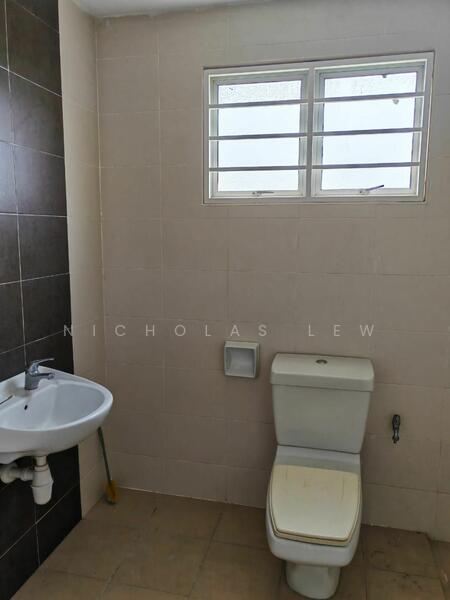 Bayan Villa, Seri Kembangan untuk Untuk Disewa - RM 1,700 /bulan, Feb 2026 - PropertyGuru.com.my