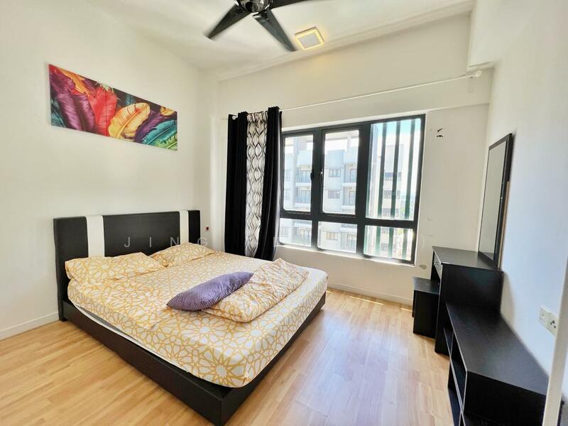 For Rent - Suria Residence
