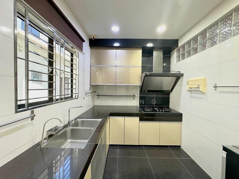 For Sale - Bandar Bukit Tinggi 2