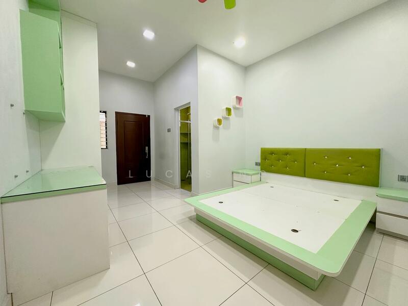 For Sale - Bandar Bukit Tinggi 2