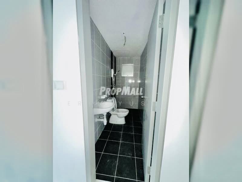 Apartment for Rent at Idaman BSP - Erin Yusof - Bathroom - PropertyGuru.com.my