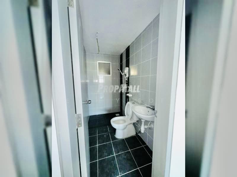 Apartment for Rent at Idaman BSP - Erin Yusof - Bathroom - PropertyGuru.com.my