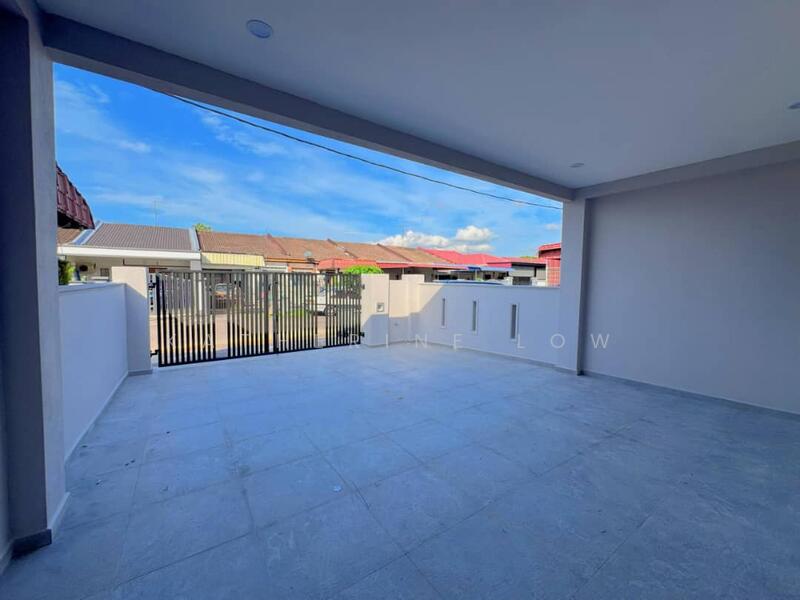 For Sale - Taman Universiti