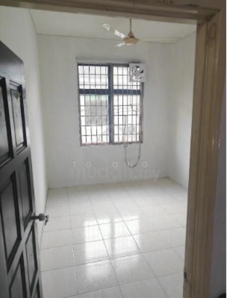 Untuk Disewa - 2 Storey Terrace Seri Arowana near Hospital Seberang Jaya