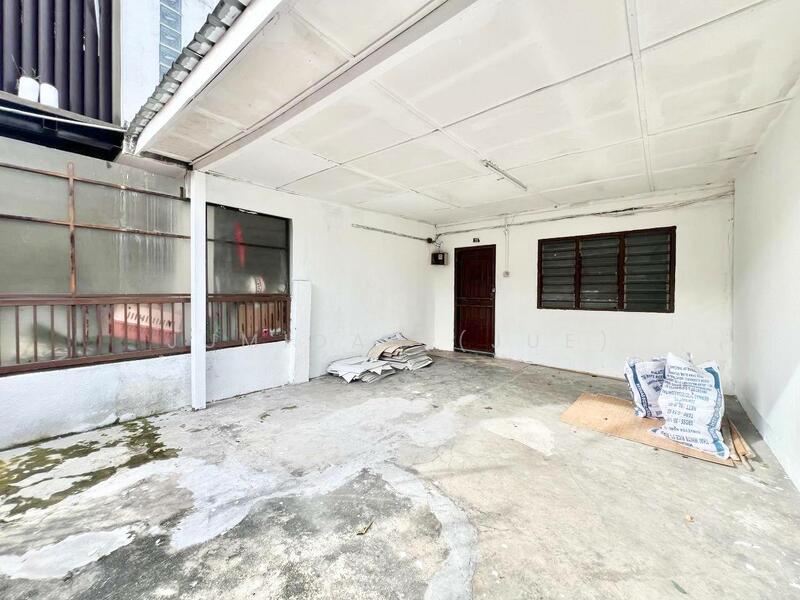 [Renovated] Double Storey, Taman Bukit Teratai @ Ampang, Selangor