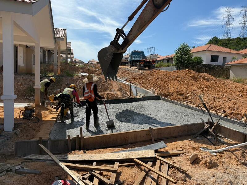 For Sale - Hill Top 1storey BUNGALOW greenery Bukit Kapar Puncak Alam