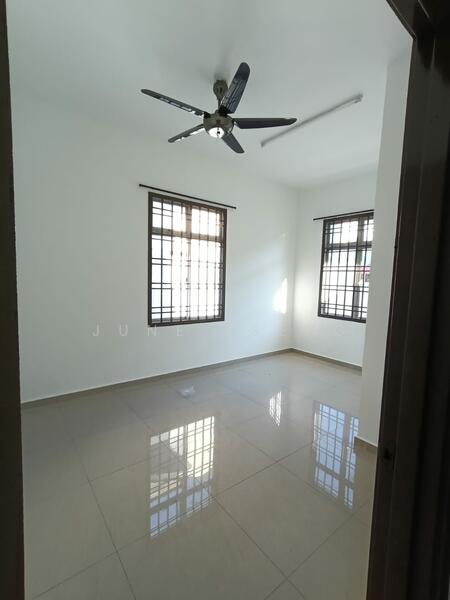 For Sale - Taman Nusa Bestari 1