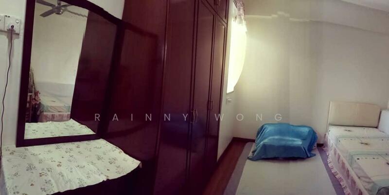 For Sale - Leader Garden