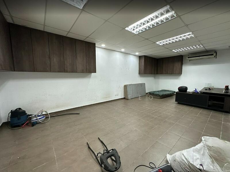 Untuk Disewa - Pelabuhan Klang