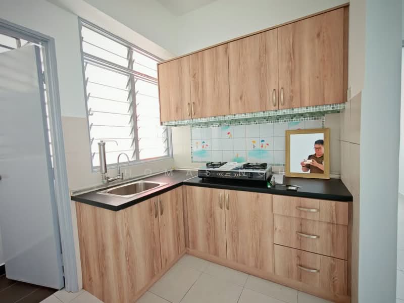 Servis Apartment untuk Disewa di Main Place Residence - Thomas Ngu - Kitchen - PropertyGuru.com.my
