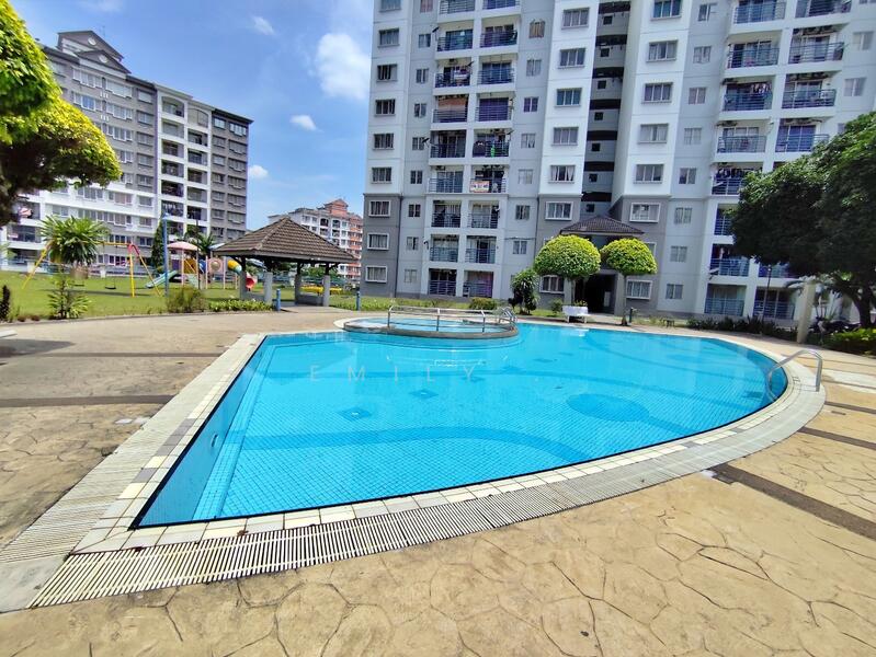 For Sale - Akasia Apartment
