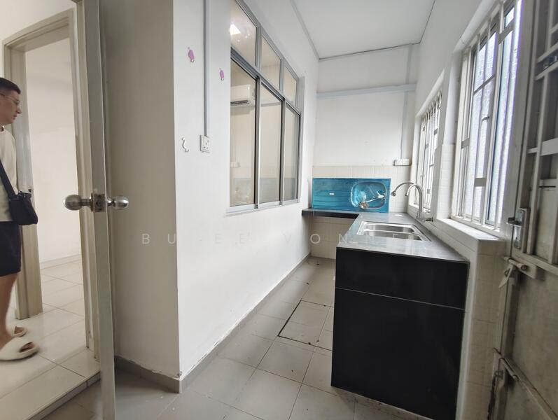 Untuk Dijual - Setia Tropika