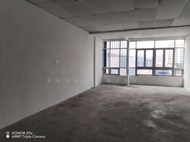 Retail Office for Sale in Indera Mahkota 2 (Kuantan) - Abdul Razak - PropertyGuru.com.my