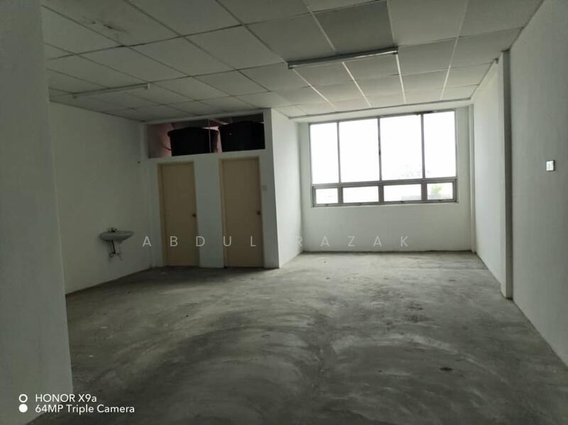 Retail Office for Sale in Indera Mahkota 2 (Kuantan) - Abdul Razak - PropertyGuru.com.my