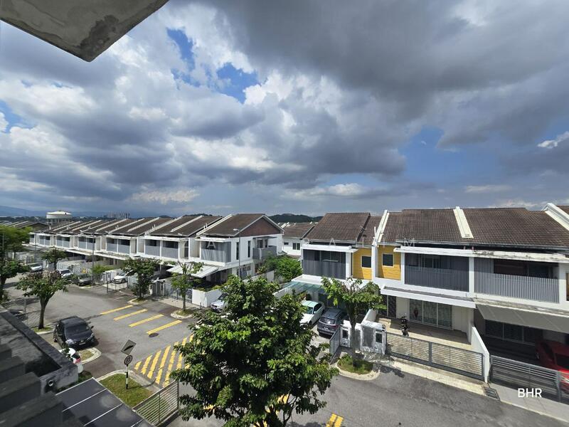 For Sale - Taman Nadayu 92