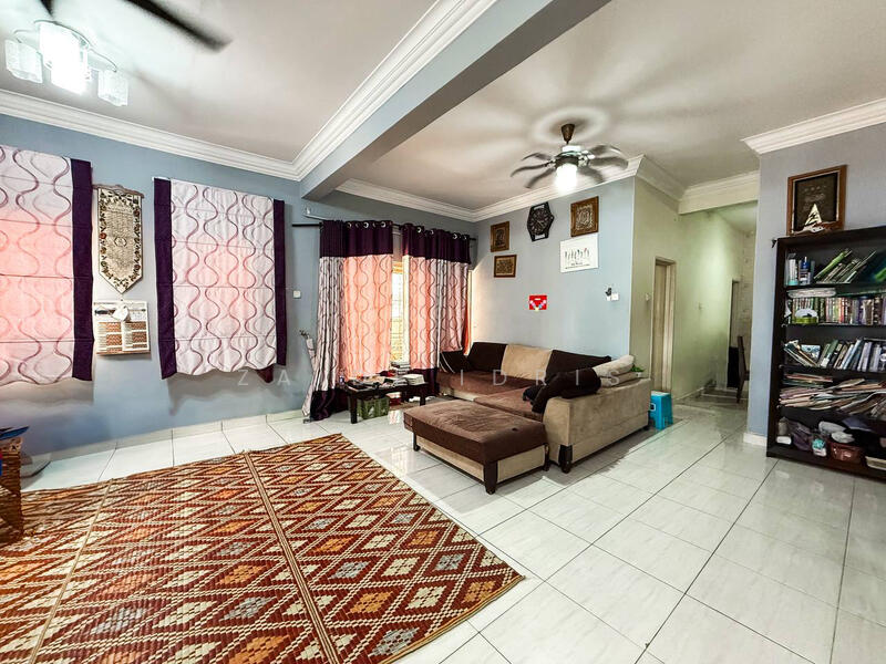 Untuk Dijual - Taman Pinggran Putra Seri Kembangan