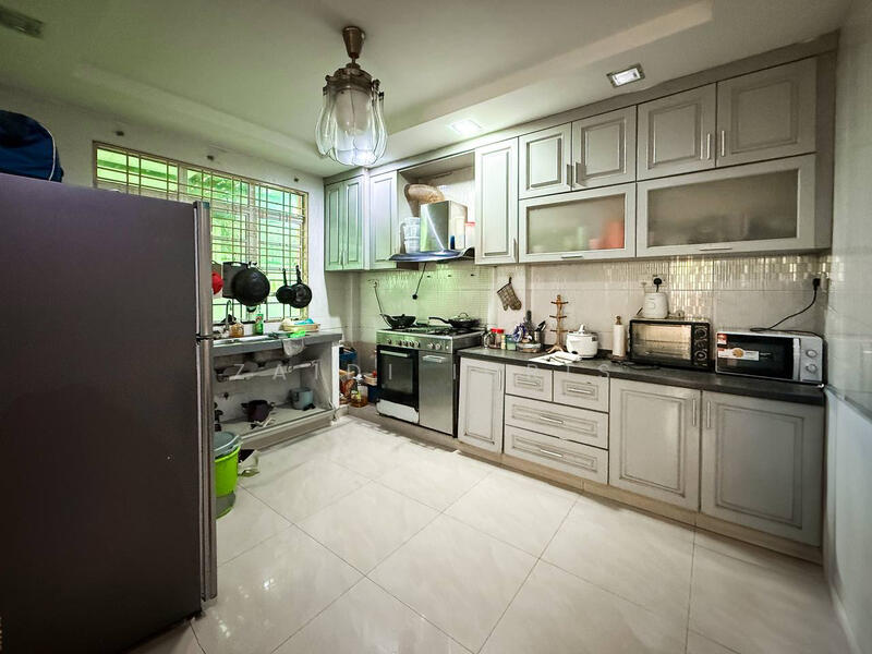 Untuk Dijual - Taman Pinggran Putra Seri Kembangan