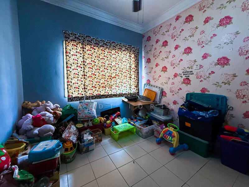 Untuk Dijual - Taman Pinggran Putra Seri Kembangan