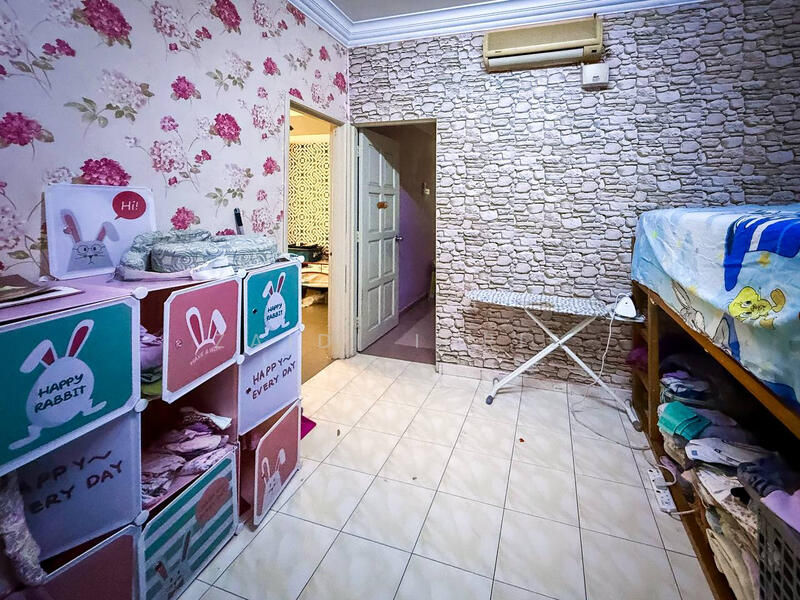 Untuk Dijual - Taman Pinggran Putra Seri Kembangan