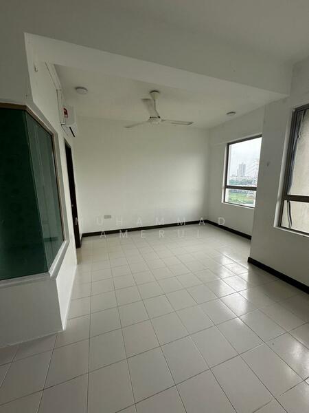 For Rent - Ritze Perdana 1