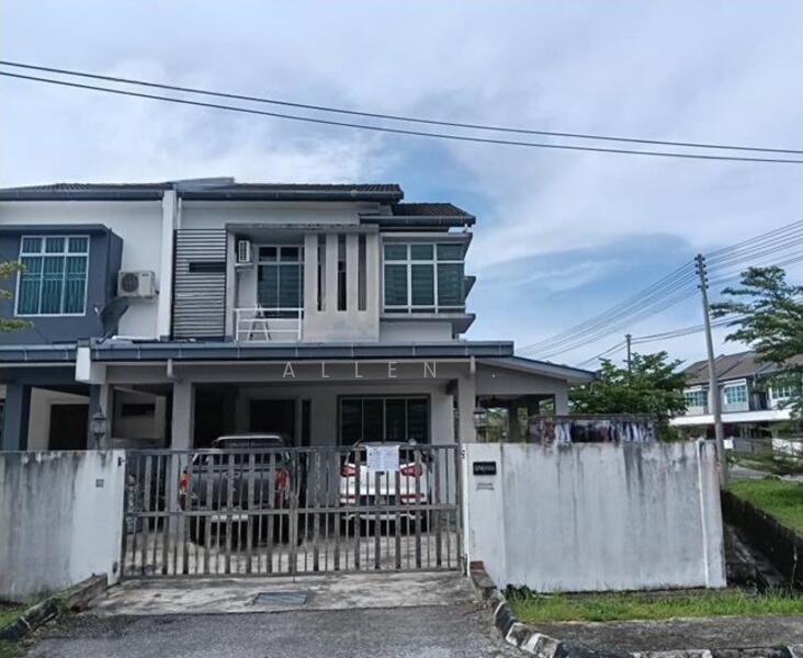 Semi-Detached House for Sale in Taman Uni Central (Samarahan) - Allen . - PropertyGuru.com.my