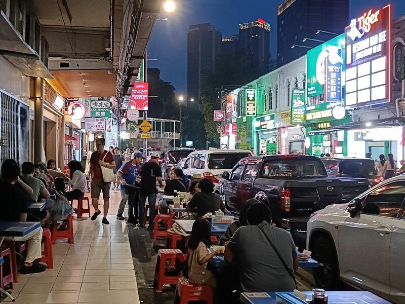 For Rent - Petaling Street, Chinatown, Roof Top Bistro Seeing Menara 118