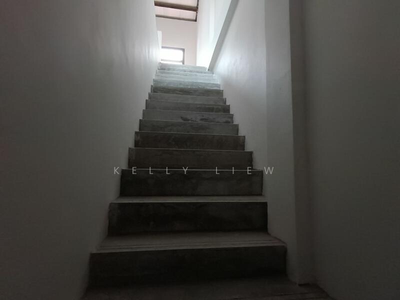 For Rent - Petaling Street, Chinatown, Roof Top Bistro Seeing Menara 118