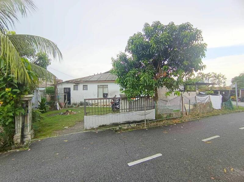 For Sale - 1-storey Terraced House at Taman Desa Kiara