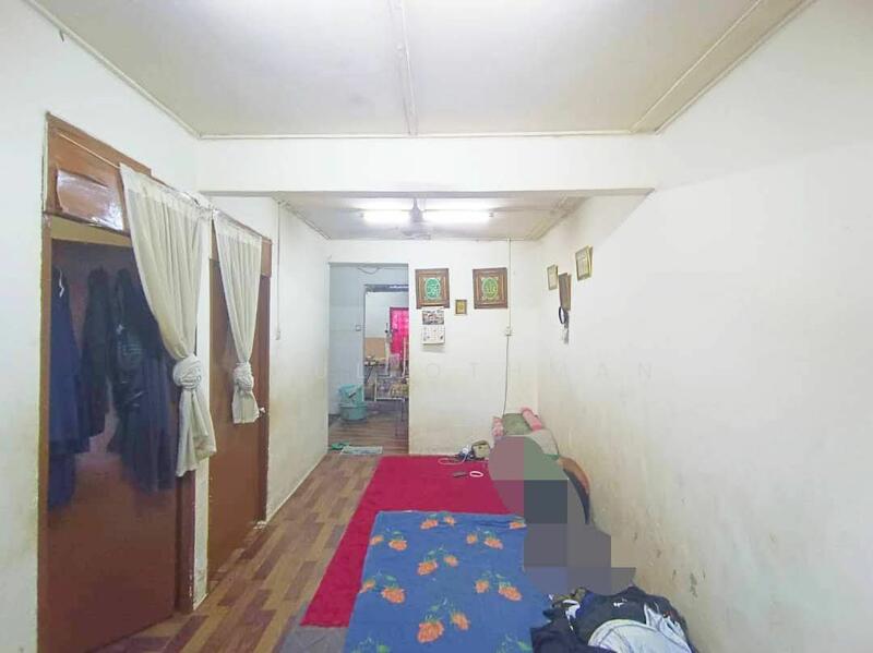 For Sale - 1-storey Terraced House at Taman Desa Kiara