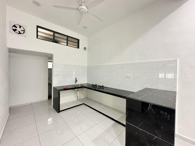 Untuk Dijual - Taman Peruda Terrace House with Land