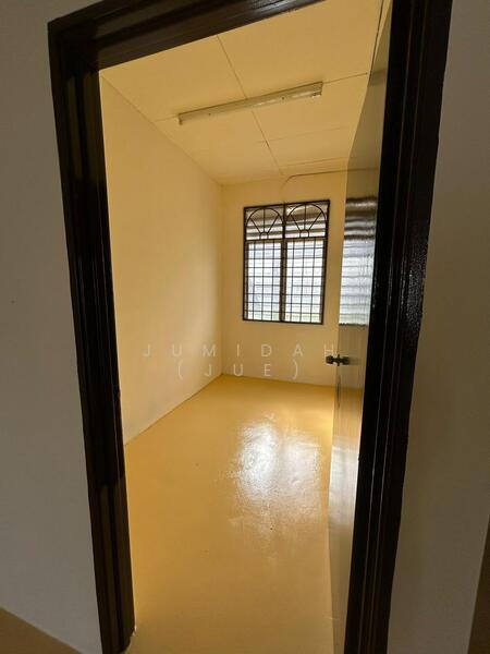 *NEAR SURAU**NEAR SEKOLAH AGAMA*1 Storey Terrace Bandar Mahkota Banting, Banting