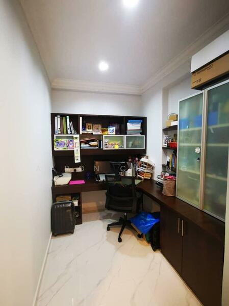 For Rent - Menara Menjalara