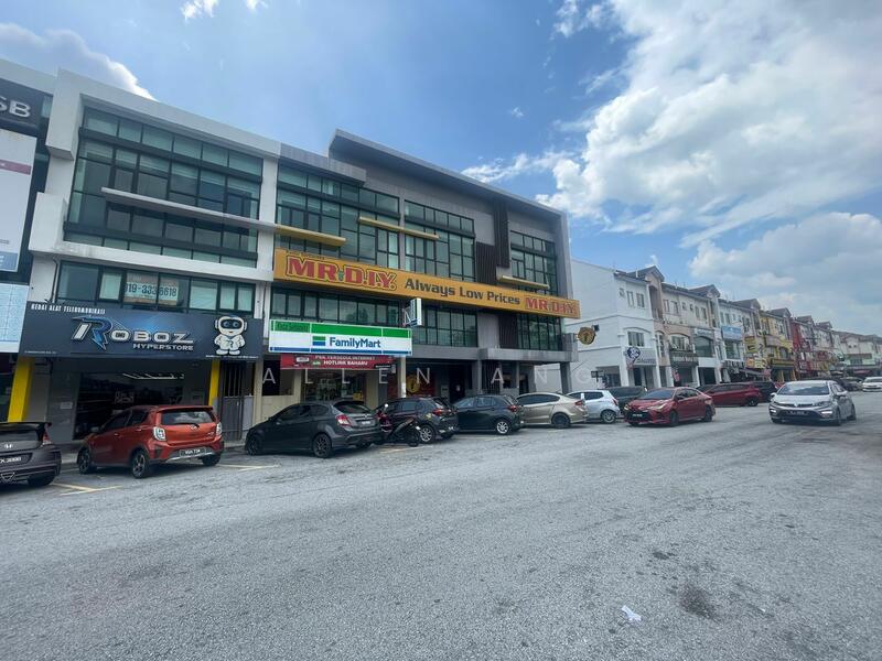 For Sale - 3 Story Shop, Rawang