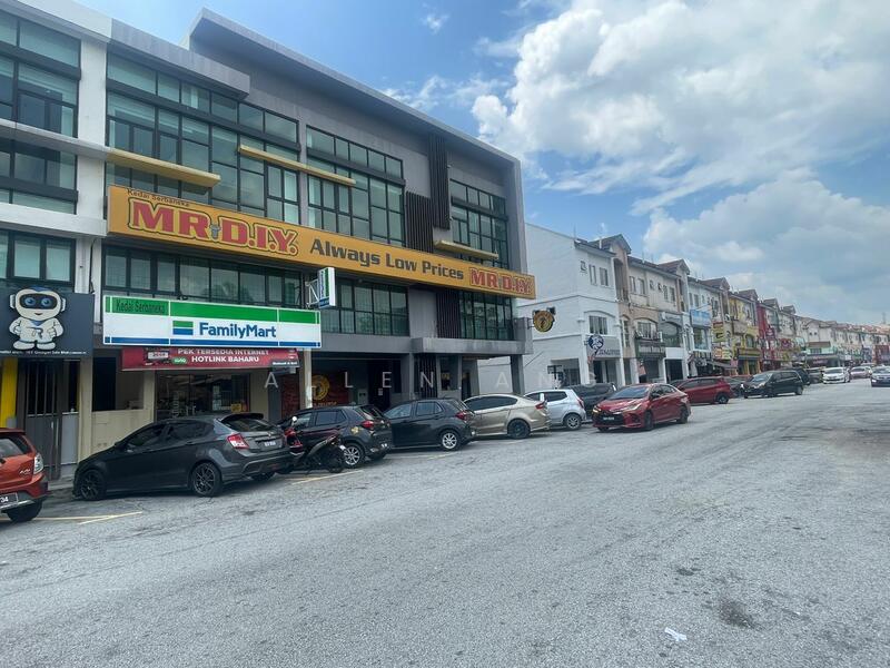 For Sale - 3 Story Shop, Rawang