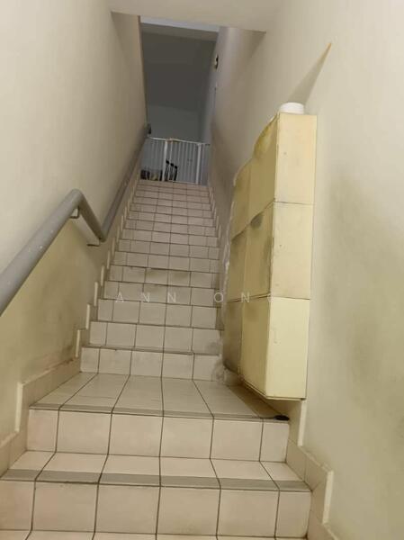 Untuk Dijual - Townhouse at Taman Lagenda Mas