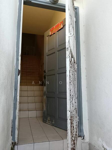 Untuk Dijual - Townhouse at Taman Lagenda Mas