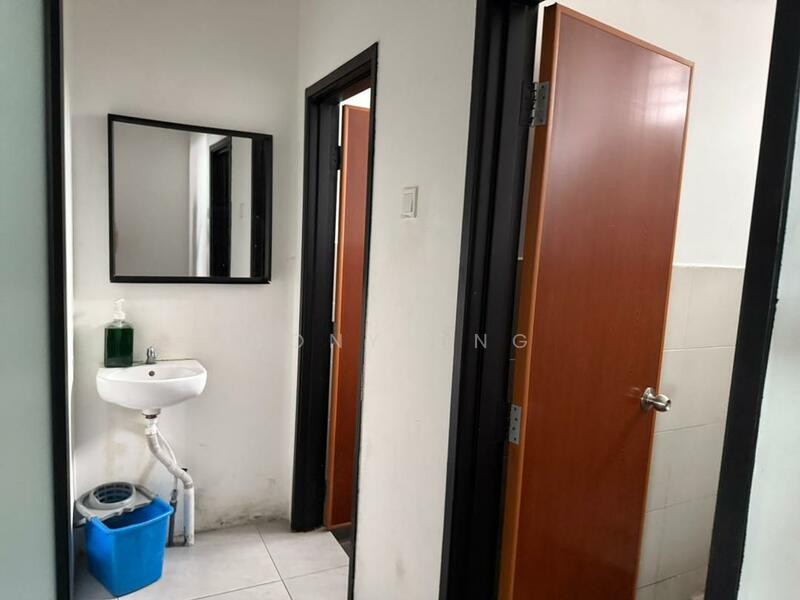 For Sale - Taman Gaya,Jalan Gaya 1,Ulu Tiram,3 storey shoplot,Tenanted unit