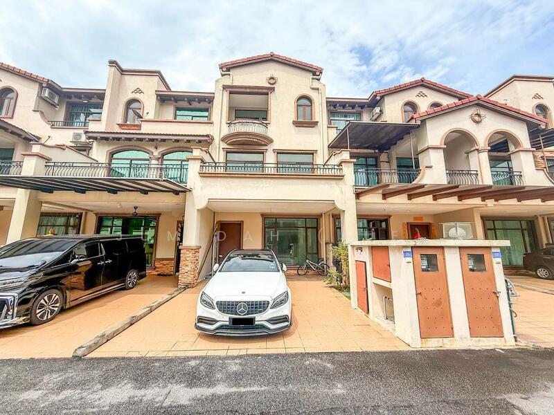 3-Storey Terrace Diamond City (Valencia), Semenyih ⁃ CHEAPEST! ????- FULL LOAN! ????
