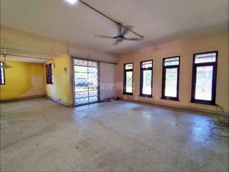 For Sale - CORNER LOT 2 Storey Terrace Jalan A Taman Melawati Freehold 5027sqft