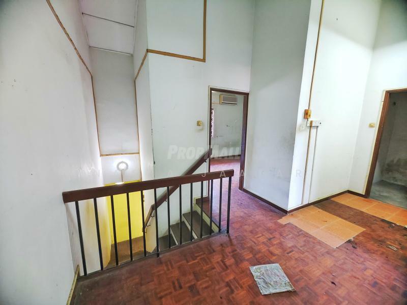 For Sale - CORNER LOT 2 Storey Terrace Jalan A Taman Melawati Freehold 5027sqft