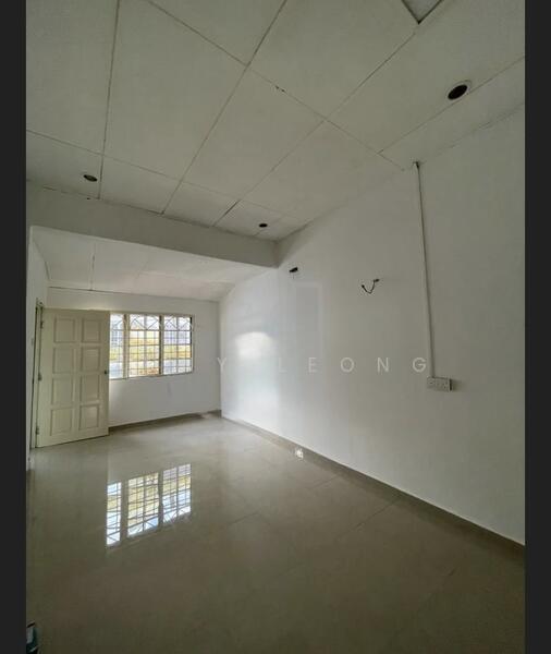 Untuk Disewa - KOTA DAMANSARA 2 STOREY FOR RENT