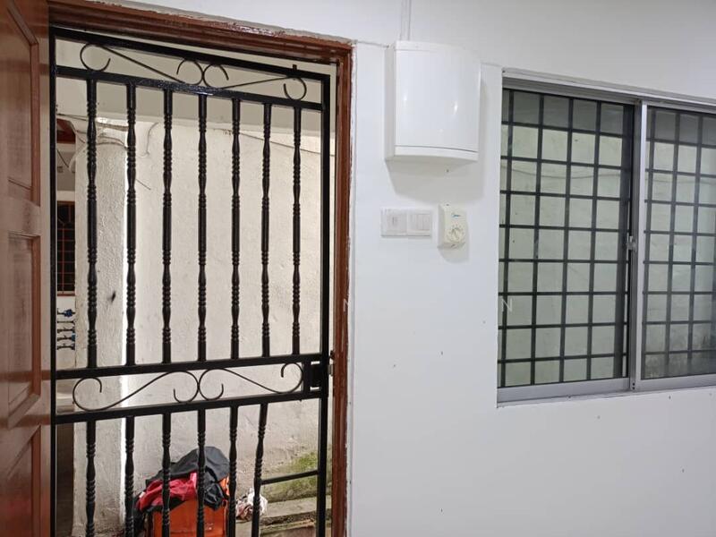 For Rent - Pinggiran Batu Caves