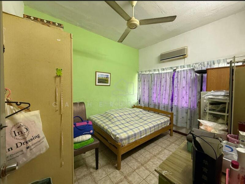 Untuk Dijual - Taman Kolam Air