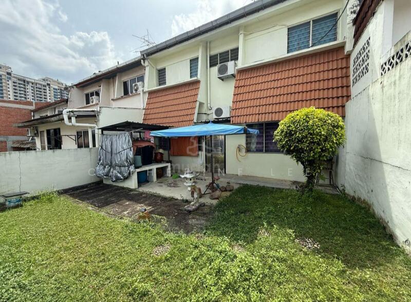 Untuk Dijual - Taman Kolam Air