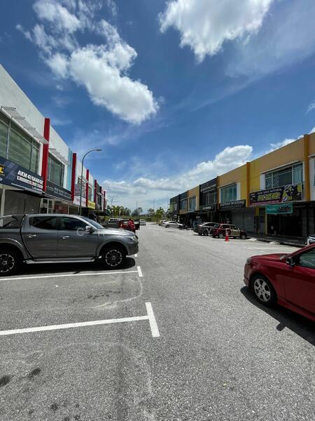For Sale - Shop at Bandar Puncak Alam