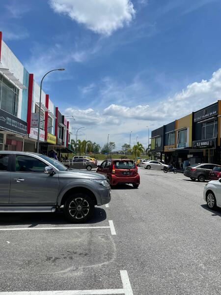 For Sale - Shop at Bandar Puncak Alam
