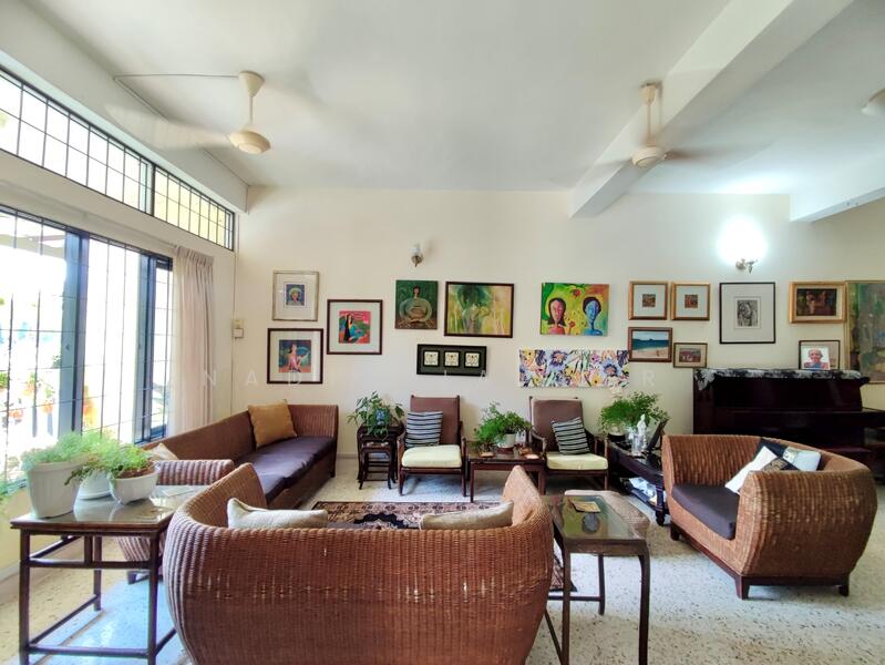 For Sale - END LOT 2 Storey Semi Detached Taman Melawati Cul-de-sac Well Kept