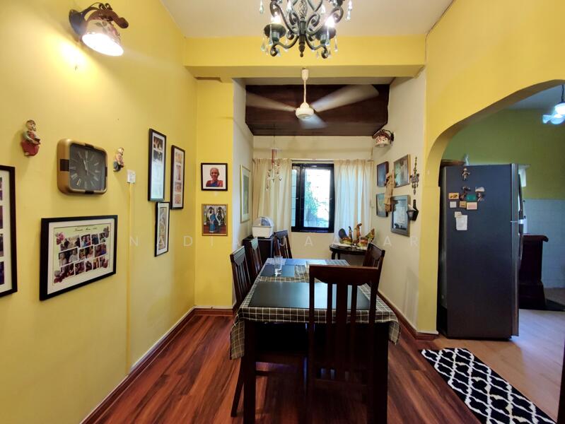 For Sale - END LOT 2 Storey Semi Detached Taman Melawati Cul-de-sac Well Kept